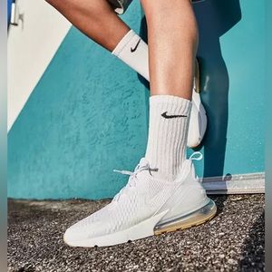 Nike Men's Air Max 270 Shoes